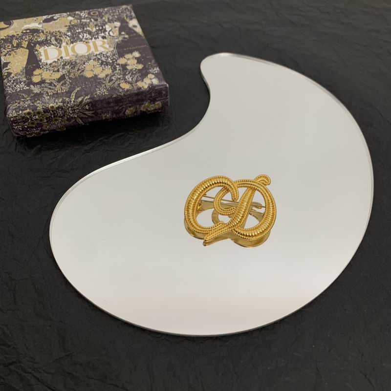 Dior Brooch 05lyr51